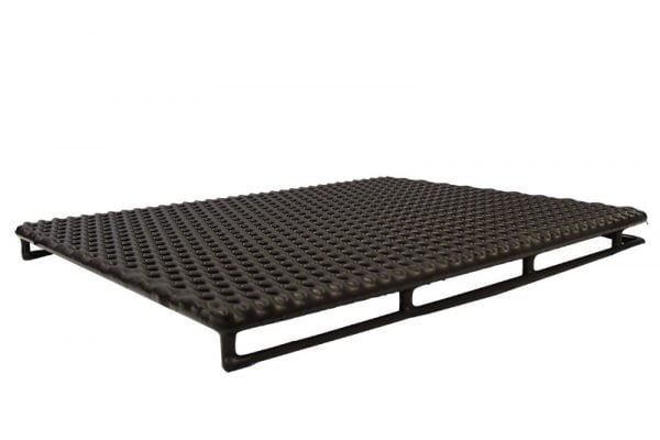 veterinary cage floors with sled runner legs