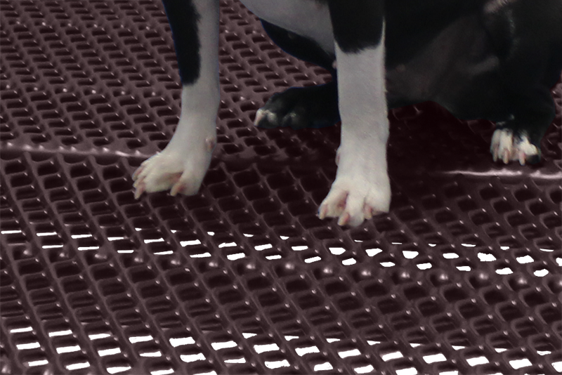 Expanded metal run floors with appropriate opening sizes