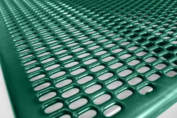 RACs – Close-Up green cage grate